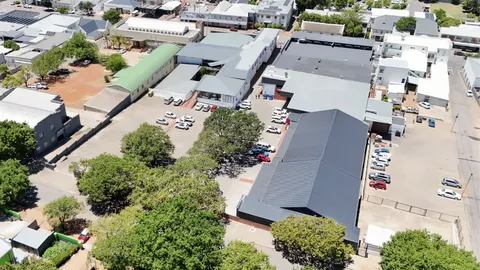 Fully Tenanted Neighborhood Retail Centre with National Tenants on Auction: 21 Voortrek Street, Swellendam, Swellendam, 6740