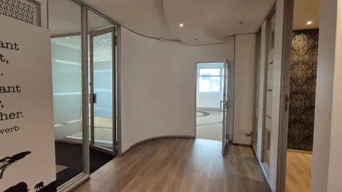 The Core Shopping Center, Sunninghill