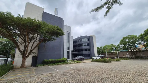 359 Rivonia Boulevard, Rivonia