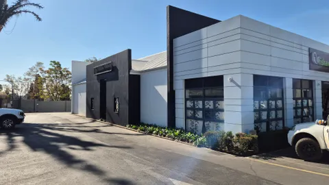 Pinnacle Walk Shopping Centre, 90 Degrees on Rivonia