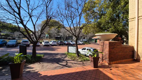 Sunninghill Office Building, 6 Kikuyu Road, Sunninghill