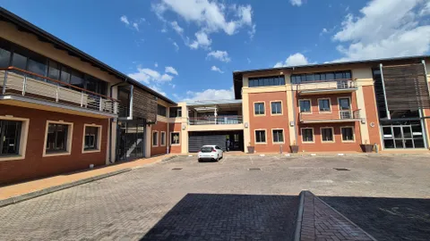 3 Eglin Rd, Sunninghill