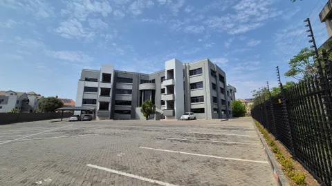 11 Naivasha Road, Sunninghill