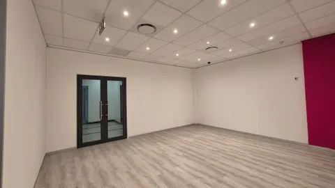 1000253742