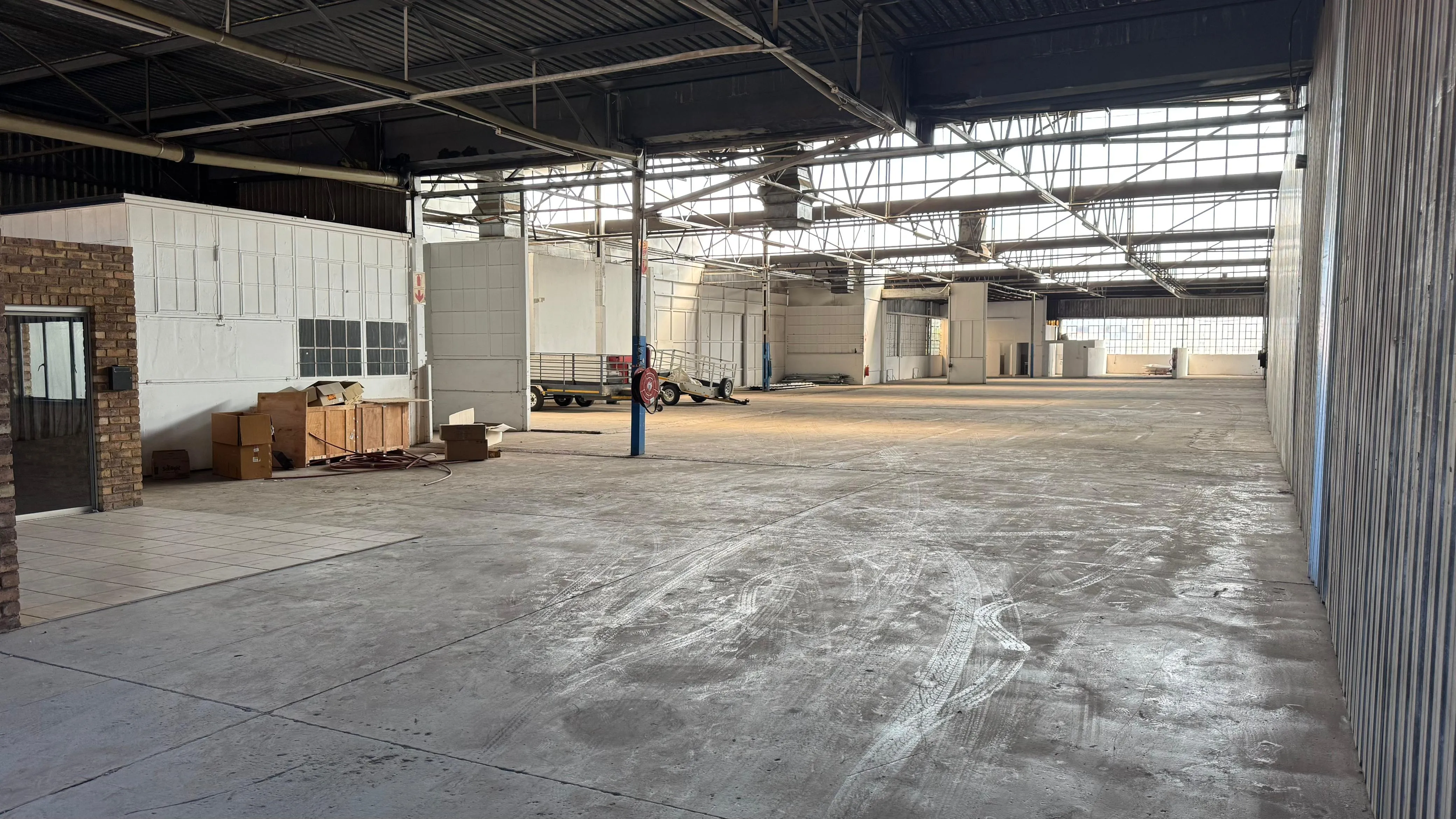 Industrial To Let in Isando, Gauteng – 11 Isando Road