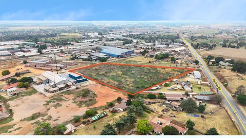 30,000m² Industrial Zoned Land 
