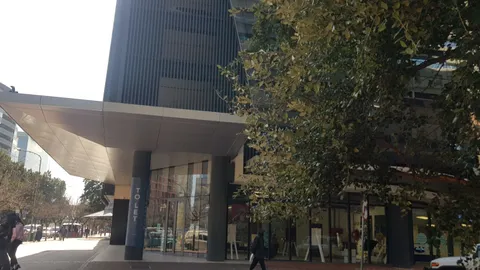 35 Lower Long Street