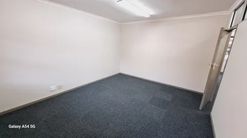 12 Howard Studios, 1 Sheldon Way