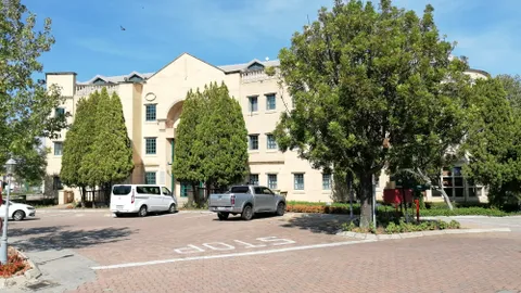 Sunninghill Crescent 1