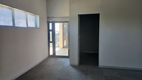 66 Graham Rd, Silver Lakes