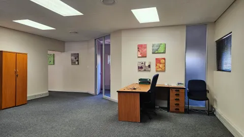 66 Graham Rd, Silver Lakes