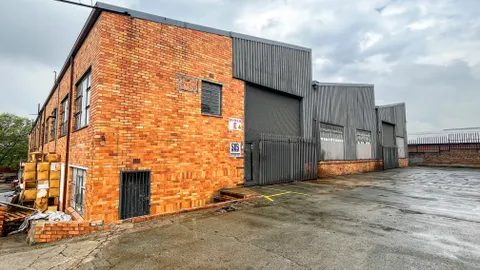 88 Side Rd, Turfontein