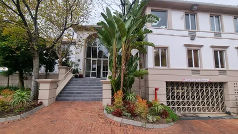 Hunts End, 42 Wierda Road West