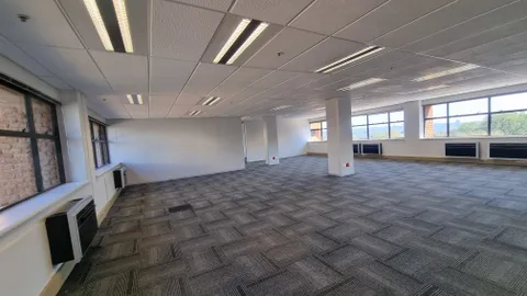 Sandton Close, Cnr Norwich Close and 5th Street, Sandton