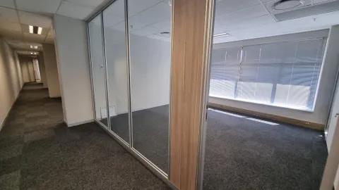 Sandton Close, Cnr Norwich Close and 5th Street, Sandton