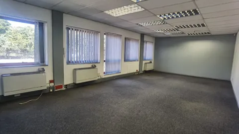 142 Western Service Rd, Woodmead