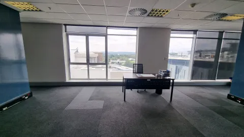 Cnr Rivonia and West St, Sandton