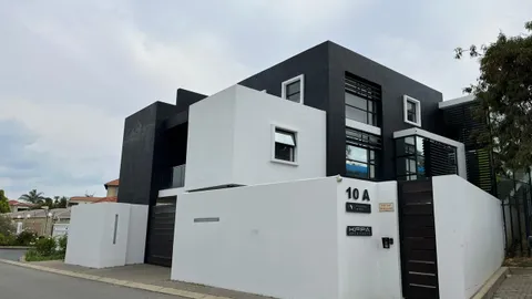 10 Gateside Ave, Fourways