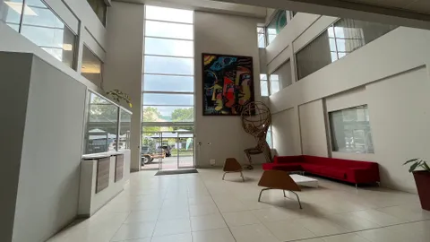 260 Surrey Ave, Ferndale