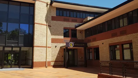 28 Saddle Dr, Woodmead