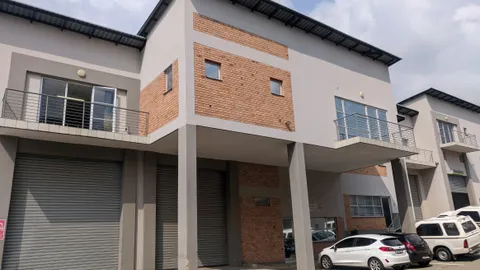 122 Richards Drive, Halfway House