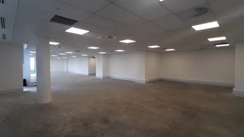 Illovo Central, 70 Melville Rd