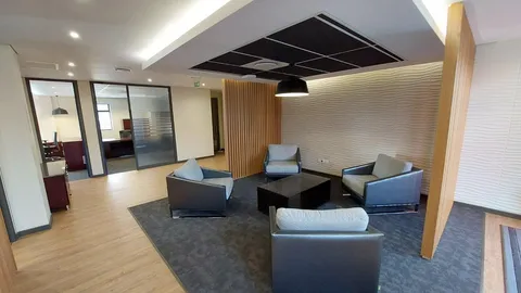 27 Van Der Linde Rd, Bedfordview