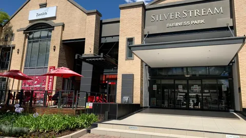 10 Muswell Rd, Bryanston