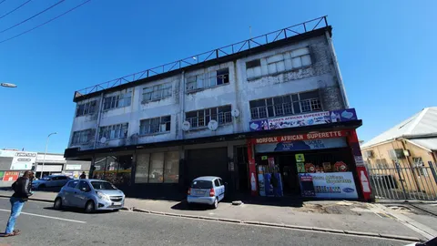 245 Voortrekker Rd