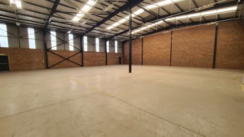 19 Tile Cres, Clayville