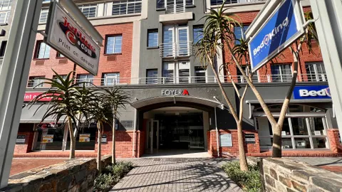 Sovereign Quay, 34 Somerset Road, Green Point