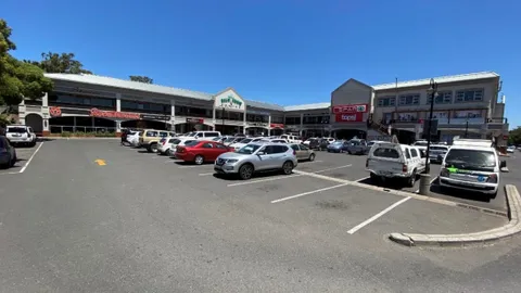 Palm Grove Shopping Centre,