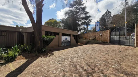 338 Bryanston Dr, Bryanston