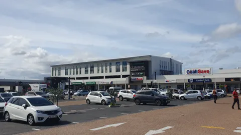 Capricorn Square Shopping Centre