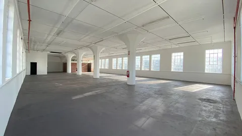 Tollgate industrial centre 12 Ravenscraig Road