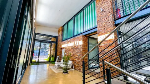 141 Jan Smuts Avenue