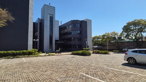 359 Rivonia Blvd