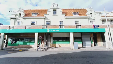 37 Lower Church Street, Wynberg CENTRAL HOUSE