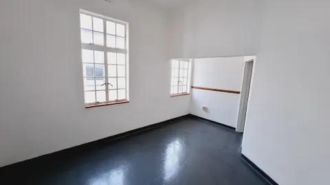 37 Lower Church Street, Wynberg CENTRAL HOUSE