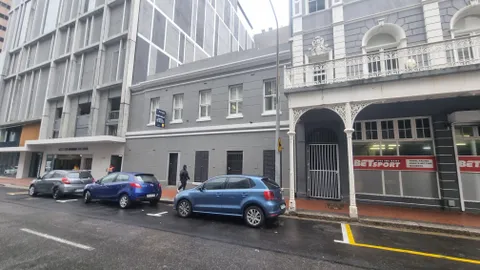 Entire Building - 21A Loop Street