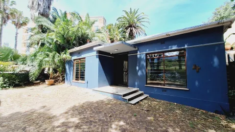 4 Alphen Hill Rd, Wynberg