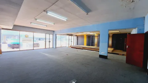 Wynberg Centre, 123 Main Road, Wynberg