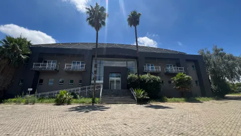 3 Drakensberge Drive