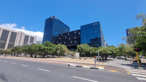 The Towers south, 2 Heerengracht Street, Cape Town CBD