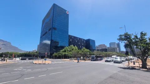 The Towers south, 2 Heerengracht Street, Cape Town CBD