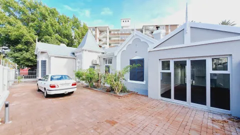 5 Duke Road, Rondebosch