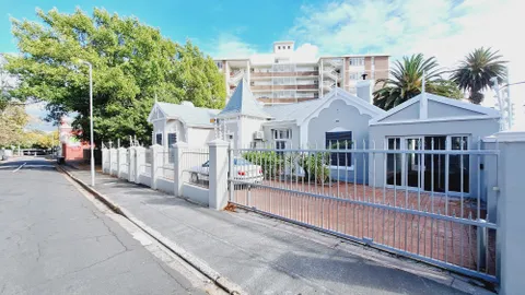 5 Duke Road, Rondebsoch 