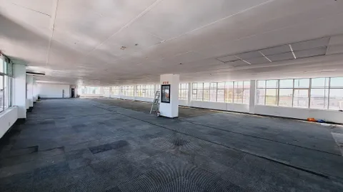 Shoprite Athlone, Cnr Birdwood and Cornhill Rd, Athlone