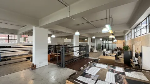 20250606_094109806_iOS.