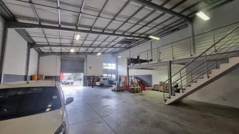 3 on London, Brackengate Business Park